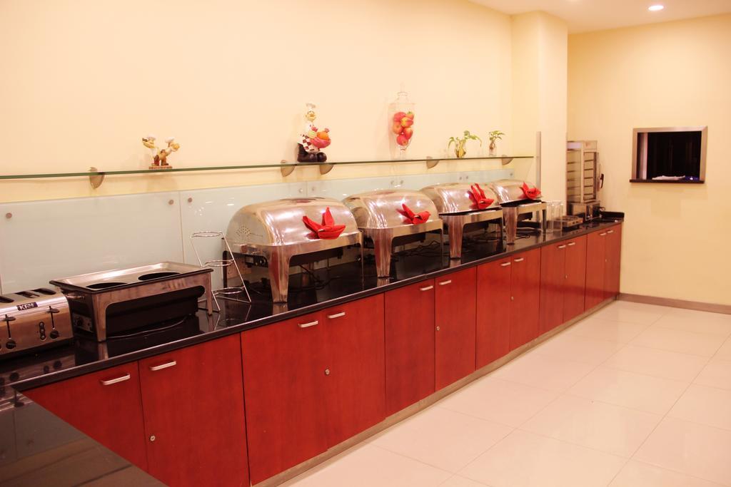 Hanting Hotel Shanghai South Railway Station Luoxiang Road Branch ภายนอก รูปภาพ
